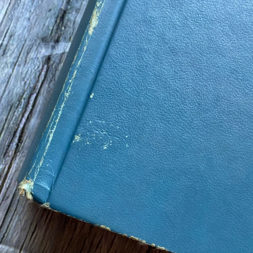 Vintage Classic 'Gone with the Wind' Book copyright 1964 (second printing)